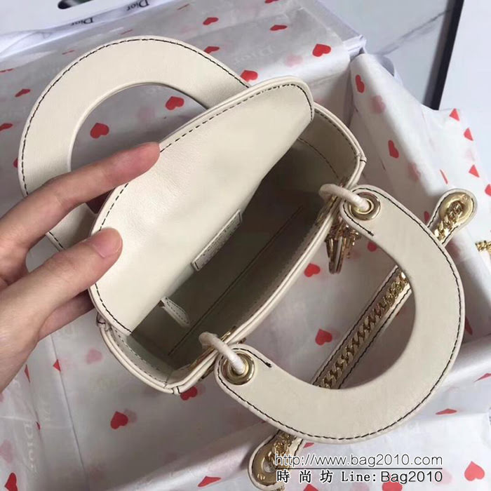 DIOR迪奧 2018FW 限量發售 原色小牛皮袖珍手提包 可手提亦可肩背或斜挎  zdo1146